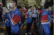关于感恩老师的诗 释义老师居住的绿野堂占尽了人间物华