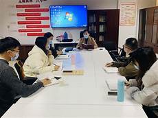 鼓舞士气士气成语 1、一鼓作气[yī gǔ zuò qì]【解释】一